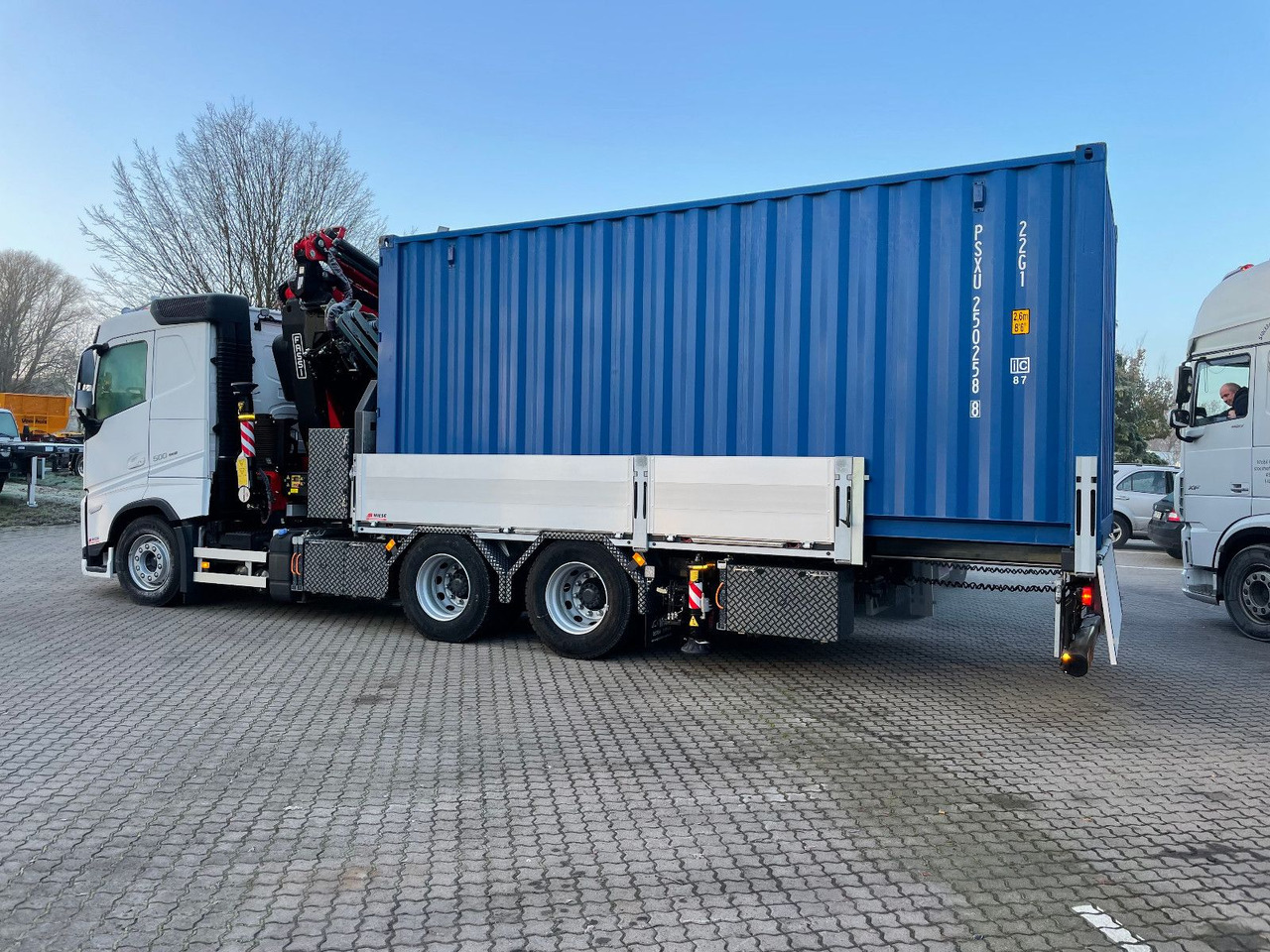 Volvo FH500 6x4 Fassi F545RA 2.27 mit Jib und Winde - Kamion s kranom: slika Volvo FH500 6x4 Fassi F545RA 2.27 mit Jib und Winde - Kamion s kranom Volvo FH500 6x4 Fassi F545RA 2.27 mit Jib und Winde - Kamion s kranom: slika Volvo FH500 6x4 Fassi F545RA 2.27 mit Jib und Winde - Kamion s kranom