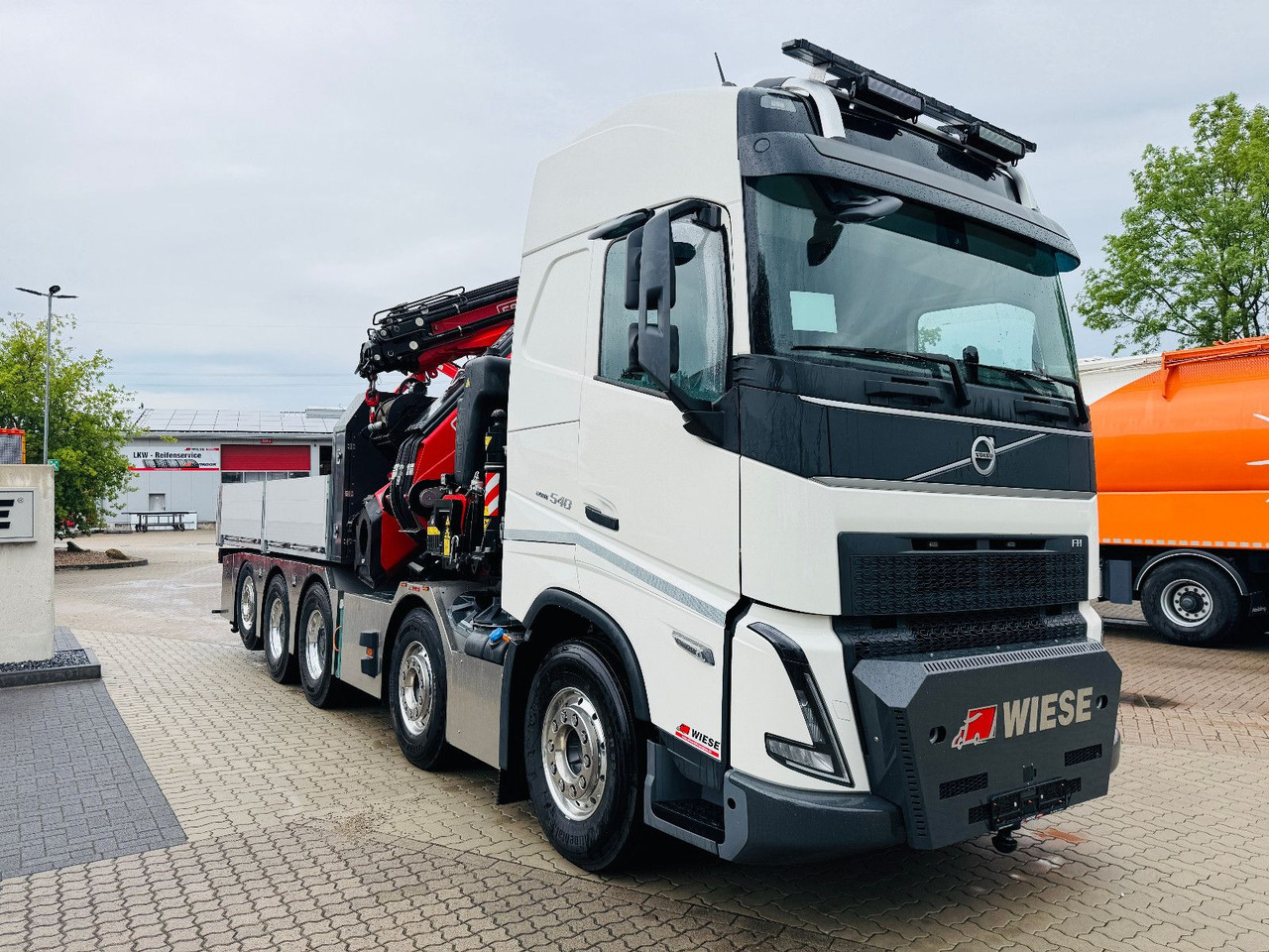 Volvo FH540 10x4 mit F1150 Ladekran, Sattelzugmaschine - Kamion s otvorenim sandukom, Kamion s kranom: slika Volvo FH540 10x4 mit F1150 Ladekran, Sattelzugmaschine - Kamion s otvorenim sandukom, Kamion s kranom Volvo FH540 10x4 mit F1150 Ladekran, Sattelzugmaschine - Kamion s otvorenim sandukom, Kamion s kranom: slika Volvo FH540 10x4 mit F1150 Ladekran, Sattelzugmaschine - Kamion s otvorenim sandukom, Kamion s kranom