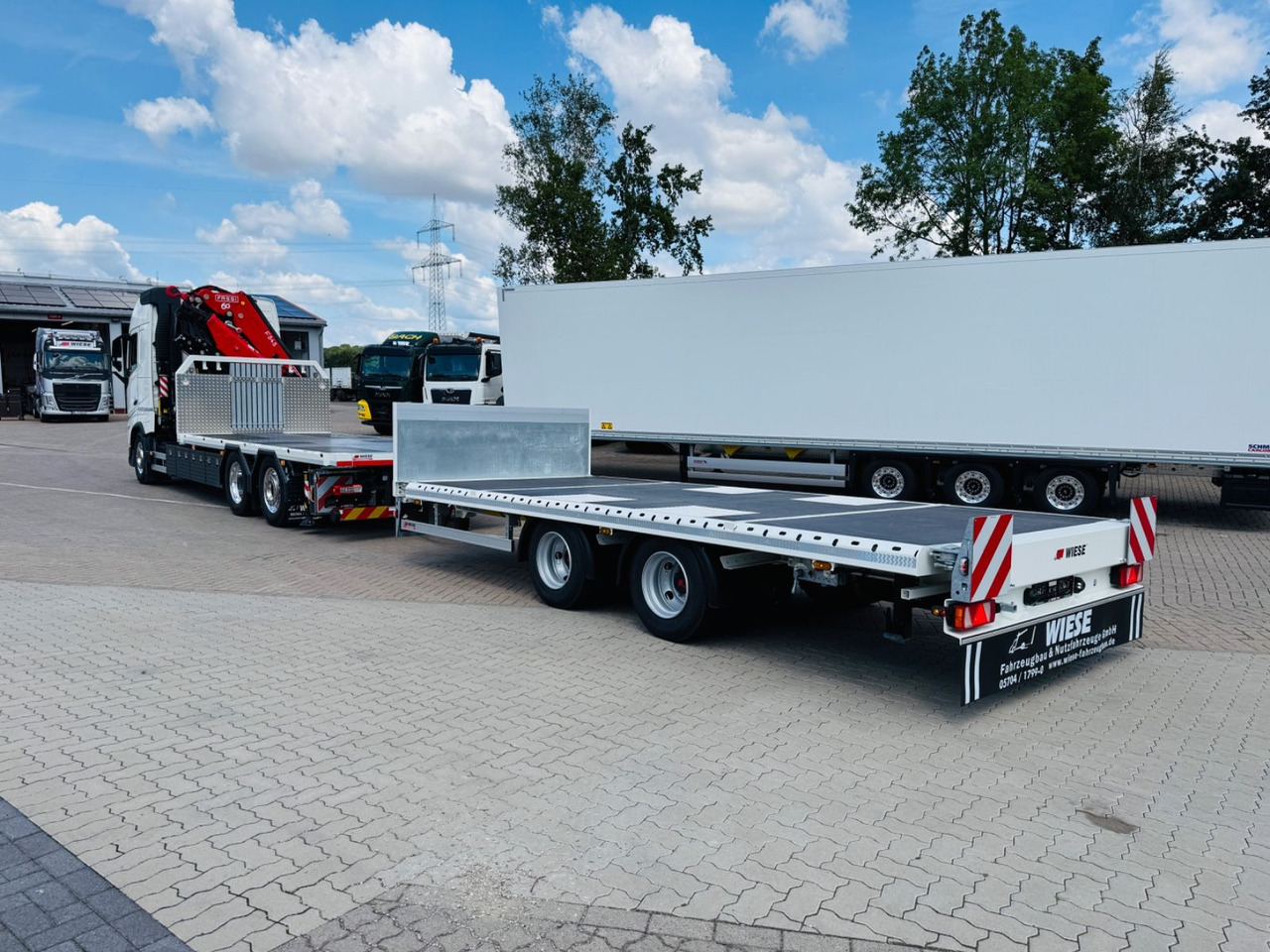 Volvo FH540 6x2 Containerpritsche mit F545RA.2.26 - Kamion s otvorenim sandukom, Kamion s kranom: slika Volvo FH540 6x2 Containerpritsche mit F545RA.2.26 - Kamion s otvorenim sandukom, Kamion s kranom Volvo FH540 6x2 Containerpritsche mit F545RA.2.26 - Kamion s otvorenim sandukom, Kamion s kranom: slika Volvo FH540 6x2 Containerpritsche mit F545RA.2.26 - Kamion s otvorenim sandukom, Kamion s kranom