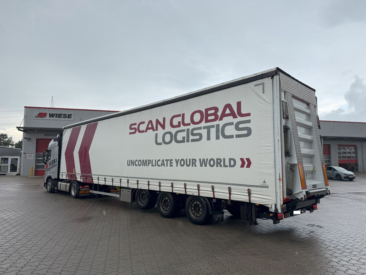 Wiese Mega Schiebeplane mit Dhollandia Rampe 9t - Poluprikolica s niskim utovarivačem: slika Wiese Mega Schiebeplane mit Dhollandia Rampe 9t - Poluprikolica s niskim utovarivačem Wiese Mega Schiebeplane mit Dhollandia Rampe 9t - Poluprikolica s niskim utovarivačem: slika Wiese Mega Schiebeplane mit Dhollandia Rampe 9t - Poluprikolica s niskim utovarivačem