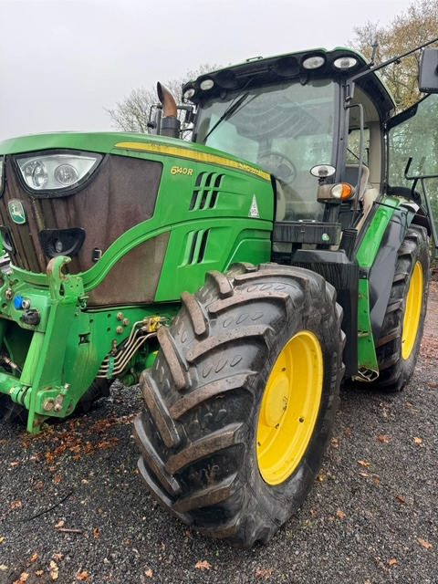 JOHN DEERE 6140R - Traktor: slika JOHN DEERE 6140R - Traktor JOHN DEERE 6140R - Traktor: slika JOHN DEERE 6140R - Traktor