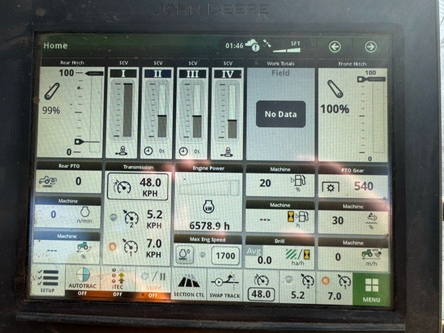 JOHN DEERE 6215R - Traktor: slika JOHN DEERE 6215R - Traktor JOHN DEERE 6215R - Traktor: slika JOHN DEERE 6215R - Traktor