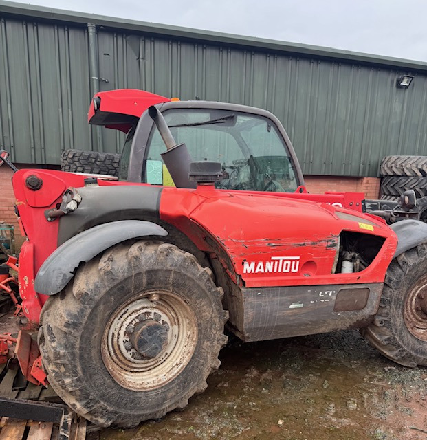 Teleskopski rukovatelj MANITOU MLT 634 120: slika Teleskopski rukovatelj MANITOU MLT 634 120 Teleskopski rukovatelj MANITOU MLT 634 120: slika Teleskopski rukovatelj MANITOU MLT 634 120