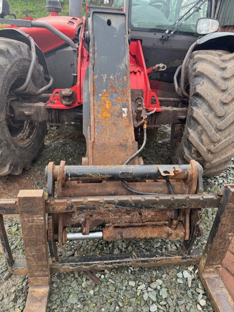MANITOU MLT 634 120 - Teleskopski rukovatelj: slika MANITOU MLT 634 120 - Teleskopski rukovatelj MANITOU MLT 634 120 - Teleskopski rukovatelj: slika MANITOU MLT 634 120 - Teleskopski rukovatelj