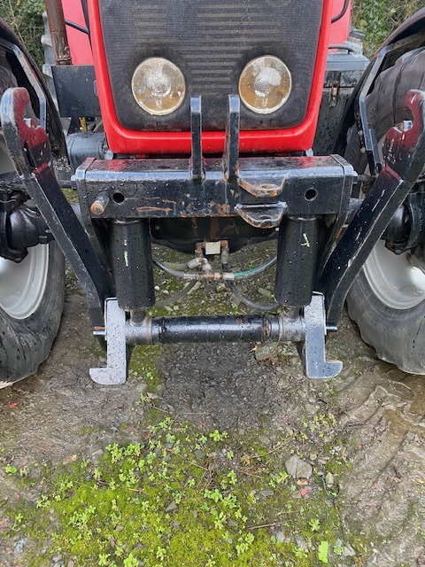 MASSEY FERGUSON 6480 DYNA 6 - Traktor: slika MASSEY FERGUSON 6480 DYNA 6 - Traktor MASSEY FERGUSON 6480 DYNA 6 - Traktor: slika MASSEY FERGUSON 6480 DYNA 6 - Traktor