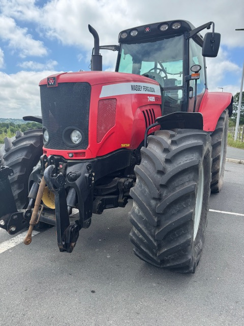 MASSEY FERGUSON 7495 VT - Traktor: slika MASSEY FERGUSON 7495 VT - Traktor MASSEY FERGUSON 7495 VT - Traktor: slika MASSEY FERGUSON 7495 VT - Traktor
