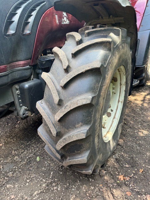Zakup VALTRA T183 DIRECT DRIVE VALTRA T183 DIRECT DRIVE: slika Zakup VALTRA T183 DIRECT DRIVE VALTRA T183 DIRECT DRIVE
