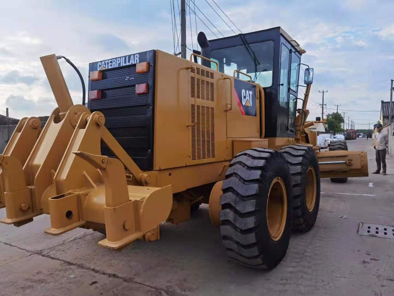 CATERPILLAR 14H - Grejder: slika CATERPILLAR 14H - Grejder CATERPILLAR 14H - Grejder: slika CATERPILLAR 14H - Grejder