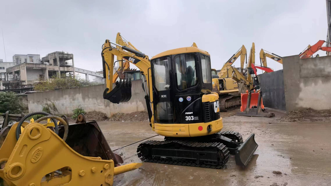 CATERPILLAR 303CR - Bager: slika CATERPILLAR 303CR - Bager CATERPILLAR 303CR - Bager: slika CATERPILLAR 303CR - Bager