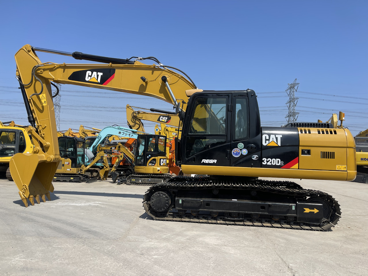 CATERPILLAR 320D2 - Bager gusjeničar: slika CATERPILLAR 320D2 - Bager gusjeničar CATERPILLAR 320D2 - Bager gusjeničar: slika CATERPILLAR 320D2 - Bager gusjeničar