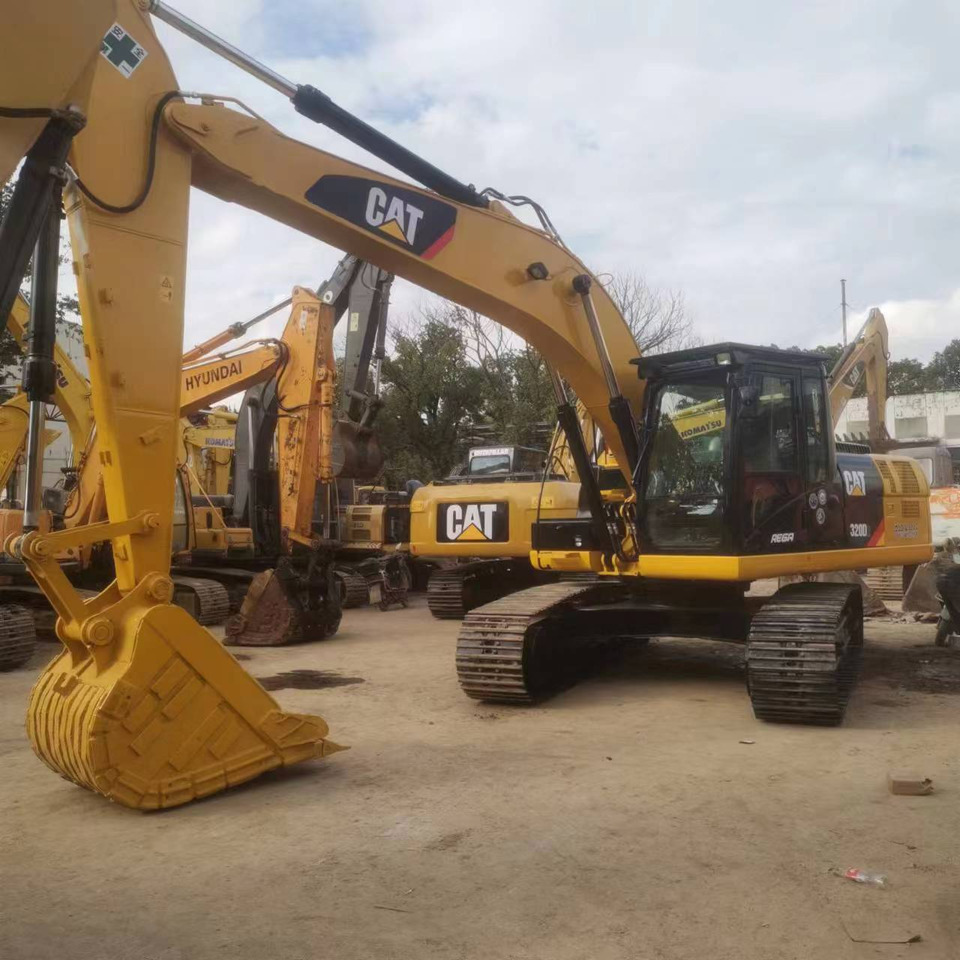 CATERPILLAR 320D2 - Bager gusjeničar: slika CATERPILLAR 320D2 - Bager gusjeničar CATERPILLAR 320D2 - Bager gusjeničar: slika CATERPILLAR 320D2 - Bager gusjeničar