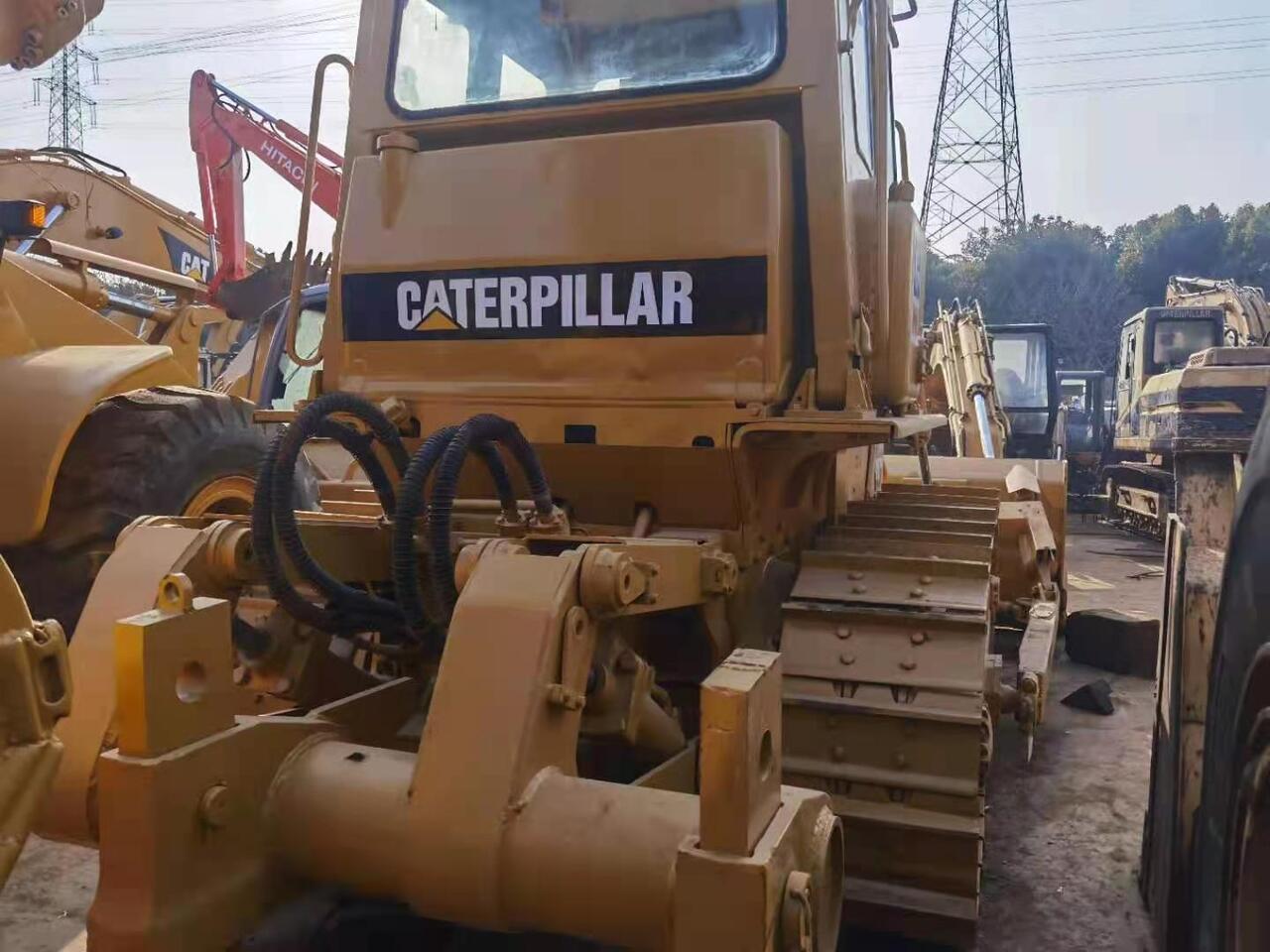 CATERPILLAR D6D - Buldožer: slika CATERPILLAR D6D - Buldožer CATERPILLAR D6D - Buldožer: slika CATERPILLAR D6D - Buldožer
