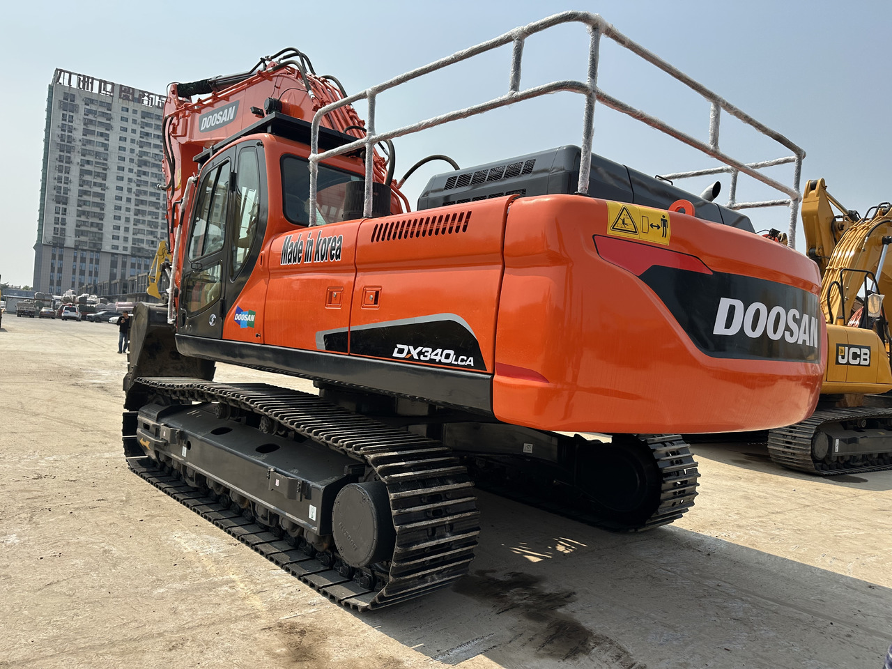 DOOSAN DX340LCA - Bager gusjeničar: slika DOOSAN DX340LCA - Bager gusjeničar DOOSAN DX340LCA - Bager gusjeničar: slika DOOSAN DX340LCA - Bager gusjeničar
