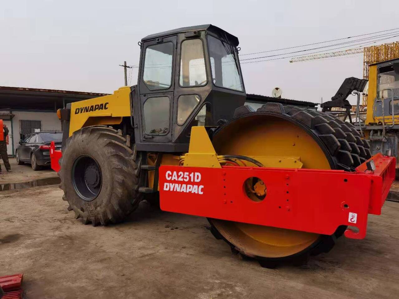 Dynapac CA251D - Valjak: slika Dynapac CA251D - Valjak Dynapac CA251D - Valjak: slika Dynapac CA251D - Valjak