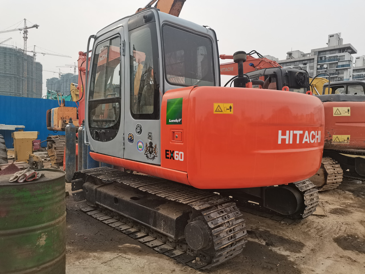 HITACHI EX60 - Bager gusjeničar: slika HITACHI EX60 - Bager gusjeničar HITACHI EX60 - Bager gusjeničar: slika HITACHI EX60 - Bager gusjeničar