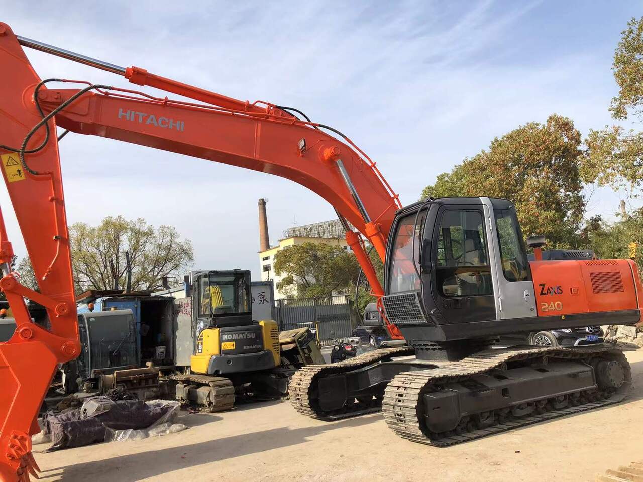 HITACHI ZX240 - Bager gusjeničar: slika HITACHI ZX240 - Bager gusjeničar HITACHI ZX240 - Bager gusjeničar: slika HITACHI ZX240 - Bager gusjeničar