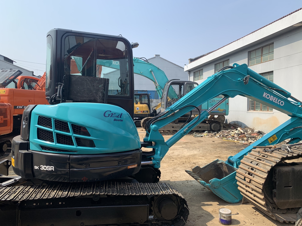 KOBELCO SK30SR - Mini bager: slika KOBELCO SK30SR - Mini bager KOBELCO SK30SR - Mini bager: slika KOBELCO SK30SR - Mini bager