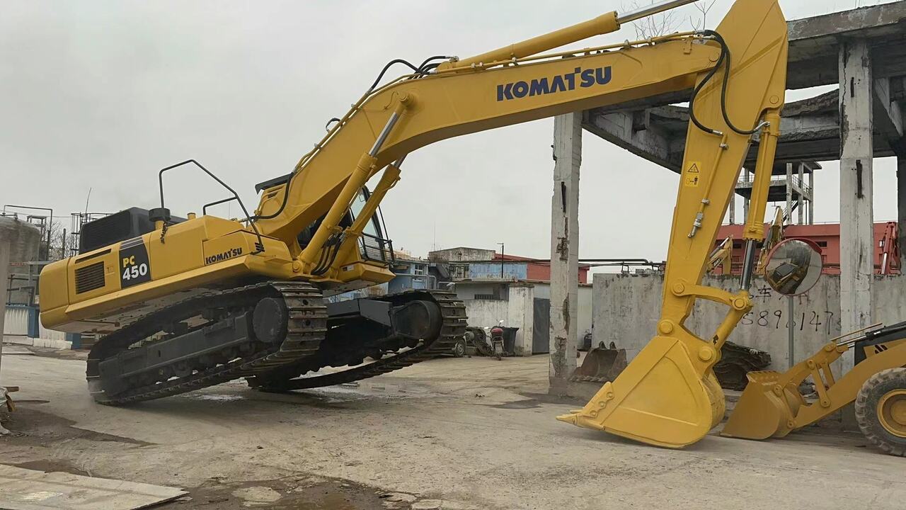 KOMATSU PC450-8 - Bager gusjeničar: slika KOMATSU PC450-8 - Bager gusjeničar KOMATSU PC450-8 - Bager gusjeničar: slika KOMATSU PC450-8 - Bager gusjeničar