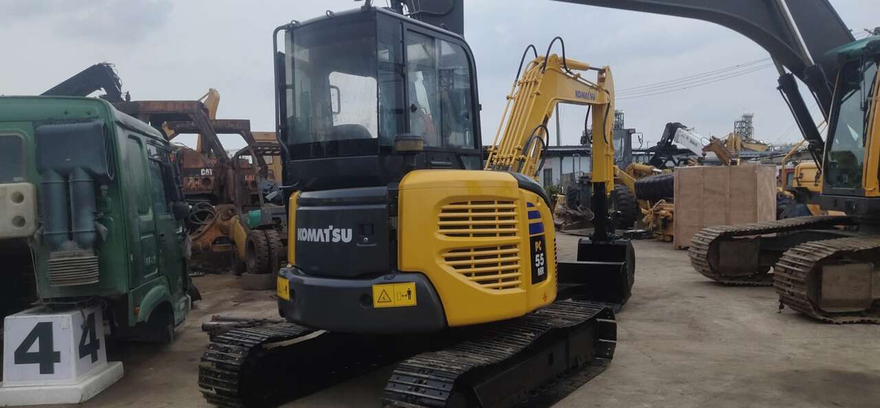 KOMATSU PC55 - Mini bager: slika KOMATSU PC55 - Mini bager KOMATSU PC55 - Mini bager: slika KOMATSU PC55 - Mini bager
