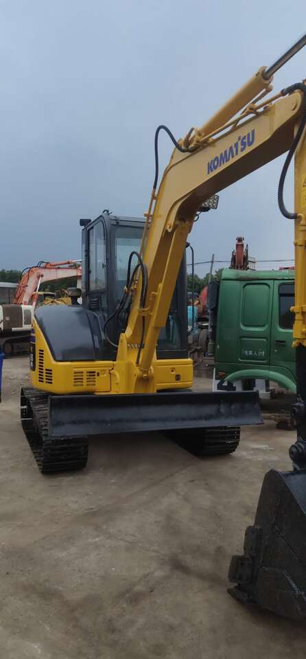 KOMATSU PC55 - Mini bager: slika KOMATSU PC55 - Mini bager KOMATSU PC55 - Mini bager: slika KOMATSU PC55 - Mini bager
