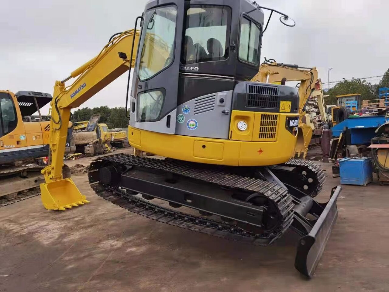 KOMATSU PC78US - Mini bager: slika KOMATSU PC78US - Mini bager KOMATSU PC78US - Mini bager: slika KOMATSU PC78US - Mini bager