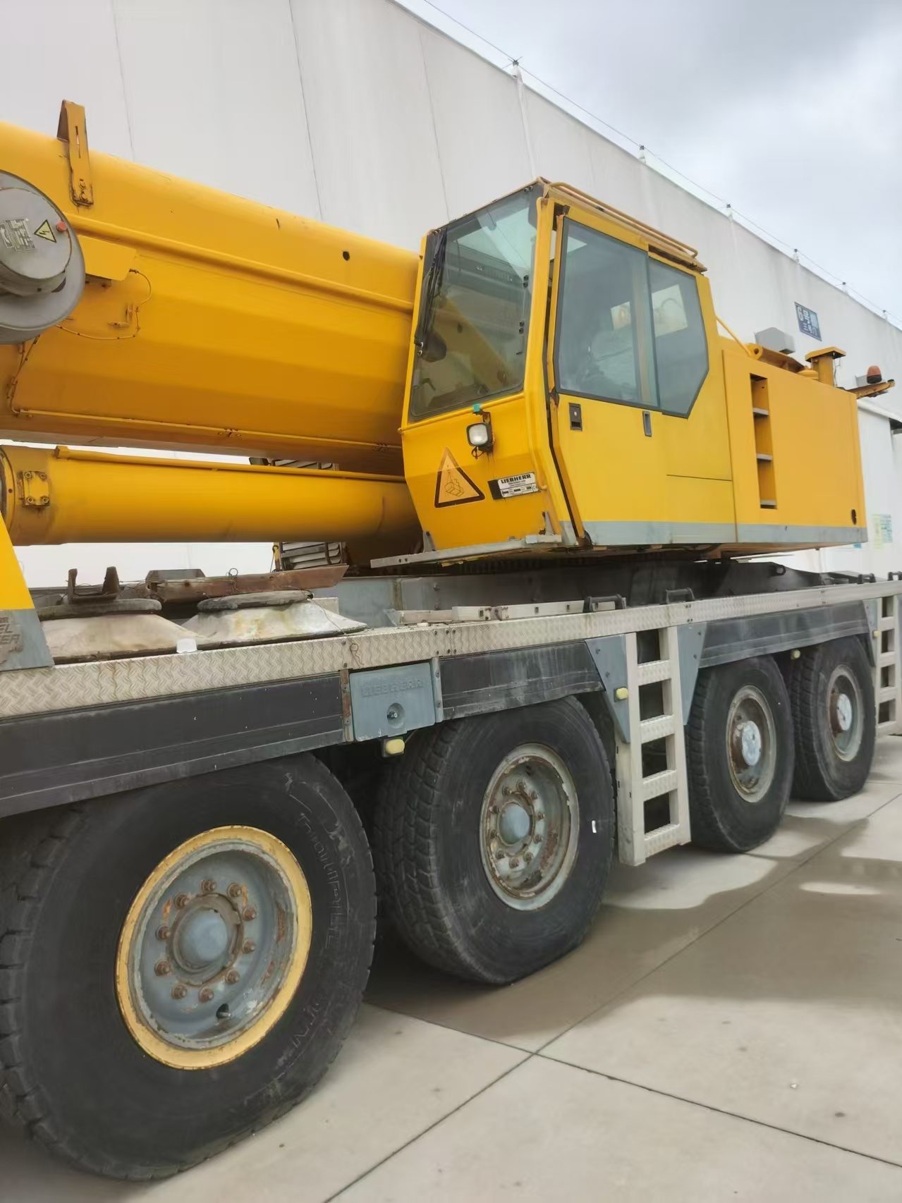 LIEBHERR  - Autodizalica: slika LIEBHERR  - Autodizalica LIEBHERR  - Autodizalica: slika LIEBHERR  - Autodizalica