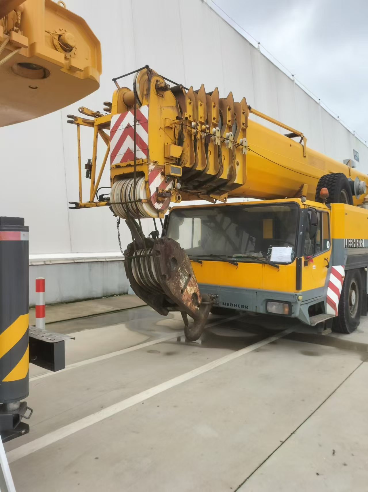 LIEBHERR  - Autodizalica: slika LIEBHERR  - Autodizalica LIEBHERR  - Autodizalica: slika LIEBHERR  - Autodizalica