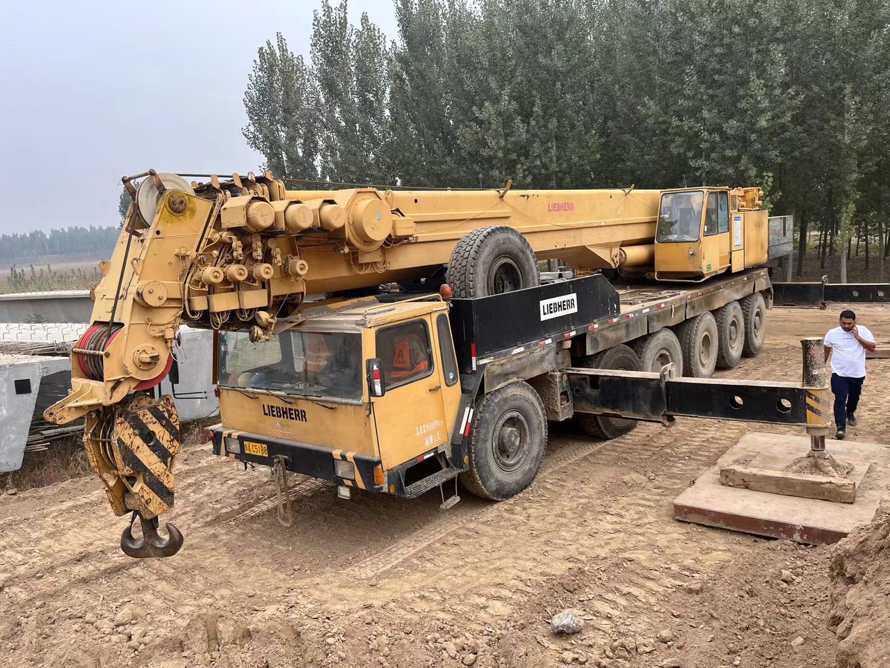 LIEBHERR LTM1170N - Dizalica: slika LIEBHERR LTM1170N - Dizalica LIEBHERR LTM1170N - Dizalica: slika LIEBHERR LTM1170N - Dizalica