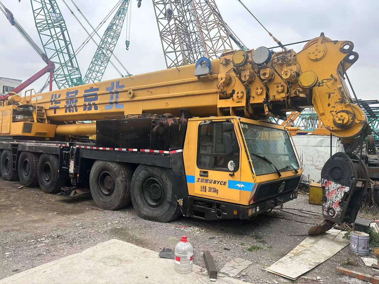 Liebherr KMK6200 - Dizalica: slika Liebherr KMK6200 - Dizalica Liebherr KMK6200 - Dizalica: slika Liebherr KMK6200 - Dizalica