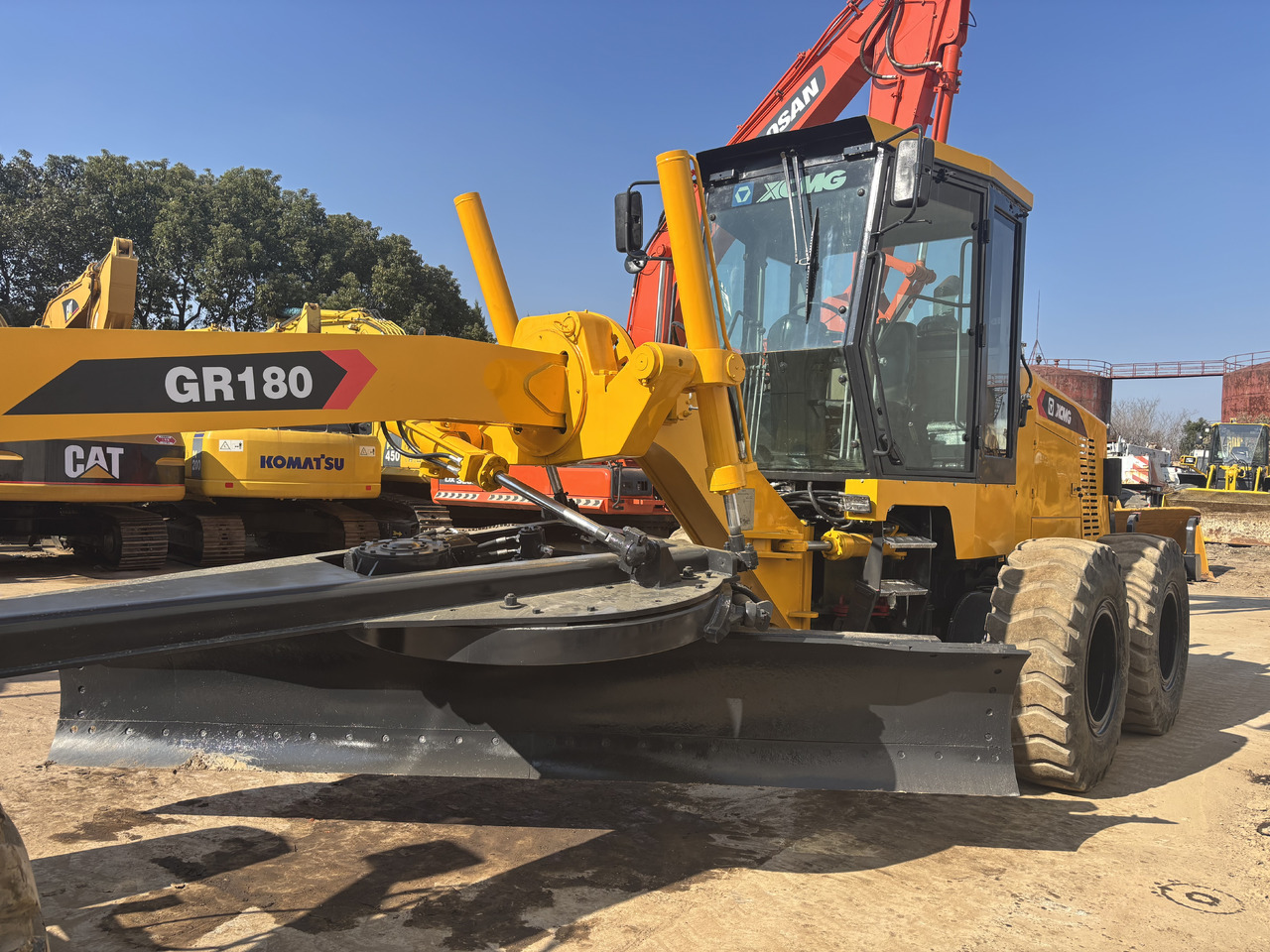 XCMG GR180 - Grejder: slika XCMG GR180 - Grejder XCMG GR180 - Grejder: slika XCMG GR180 - Grejder