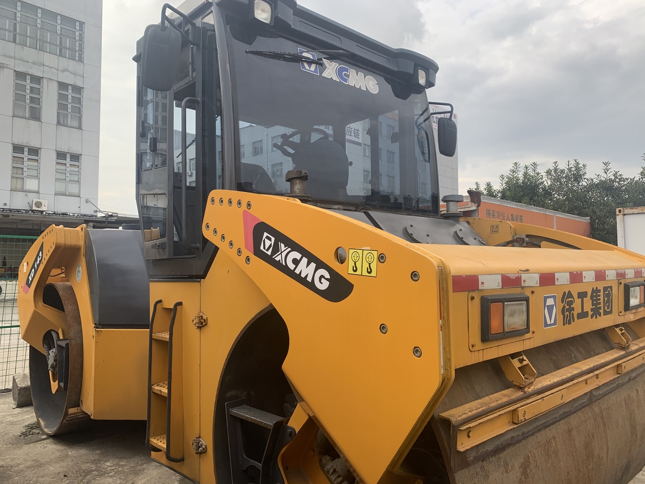 XCMG XD143 - Valjak: slika XCMG XD143 - Valjak XCMG XD143 - Valjak: slika XCMG XD143 - Valjak