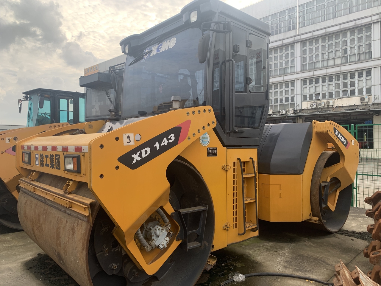 XCMG XD143 - Valjak: slika XCMG XD143 - Valjak XCMG XD143 - Valjak: slika XCMG XD143 - Valjak