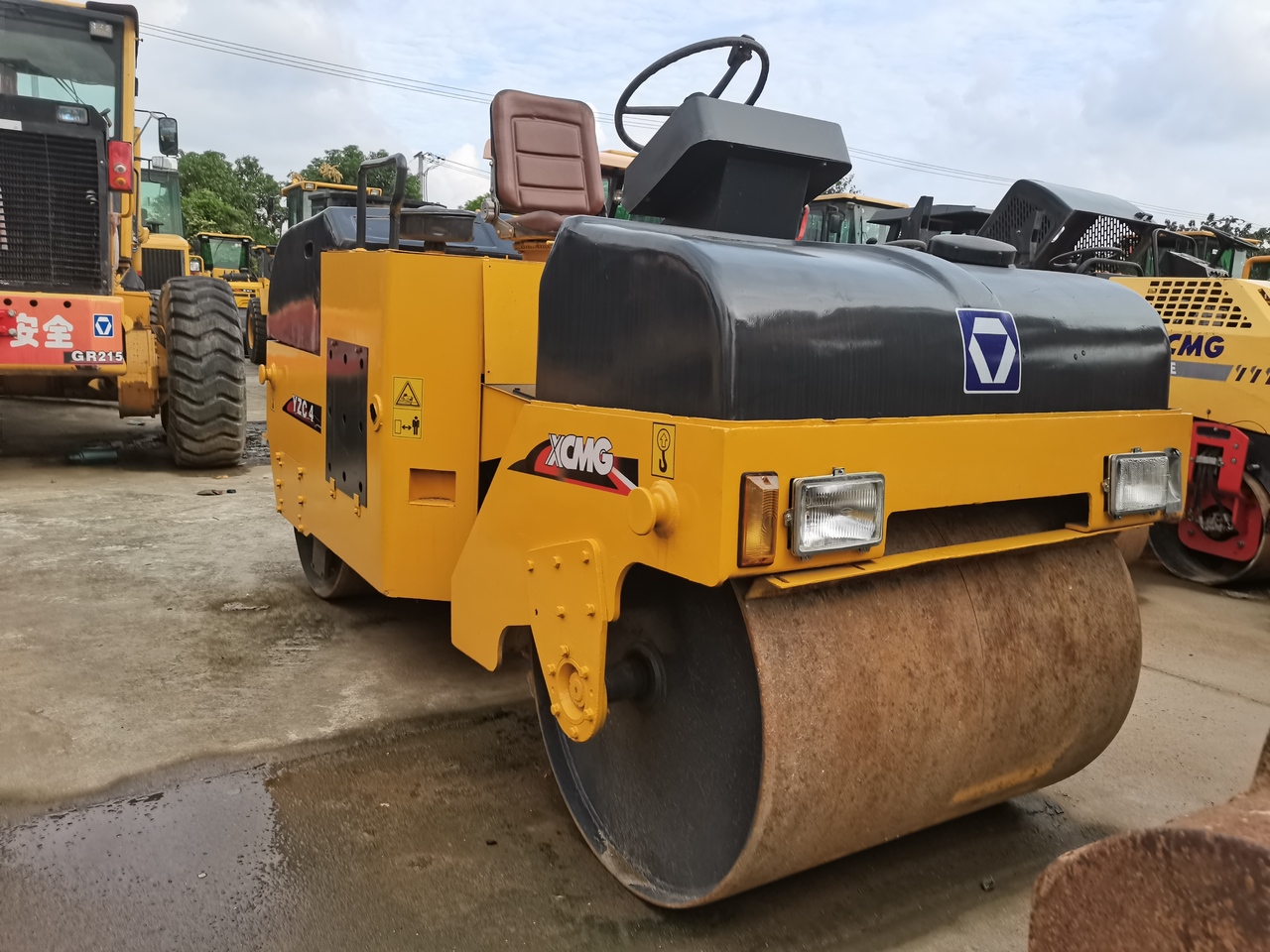 XCMG YZC4 - Valjak: slika XCMG YZC4 - Valjak XCMG YZC4 - Valjak: slika XCMG YZC4 - Valjak