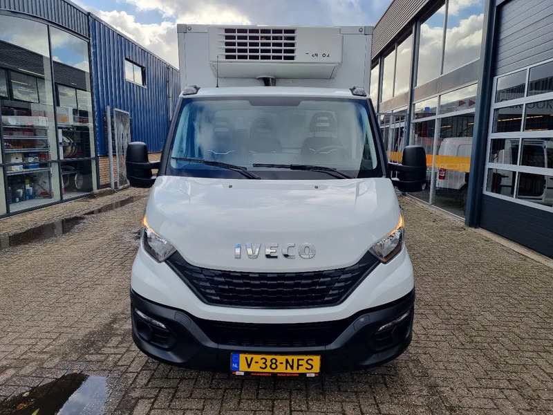 Iveco Daily 35C14 Koelkoffer Thermo-King V500MAX Multitemp ATP ST 230V - Dostavno vozilo hladnjača: slika Iveco Daily 35C14 Koelkoffer Thermo-King V500MAX Multitemp ATP ST 230V - Dostavno vozilo hladnjača Iveco Daily 35C14 Koelkoffer Thermo-King V500MAX Multitemp ATP ST 230V - Dostavno vozilo hladnjača: slika Iveco Daily 35C14 Koelkoffer Thermo-King V500MAX Multitemp ATP ST 230V - Dostavno vozilo hladnjača