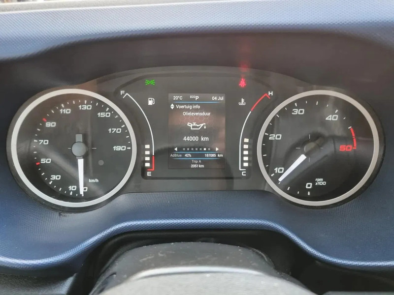 Furgon Iveco Daily 35S16 HI-MATIC 2.3 L2H2/ Airco/ Navi/ LED/ Matrix: slika Furgon Iveco Daily 35S16 HI-MATIC 2.3 L2H2/ Airco/ Navi/ LED/ Matrix