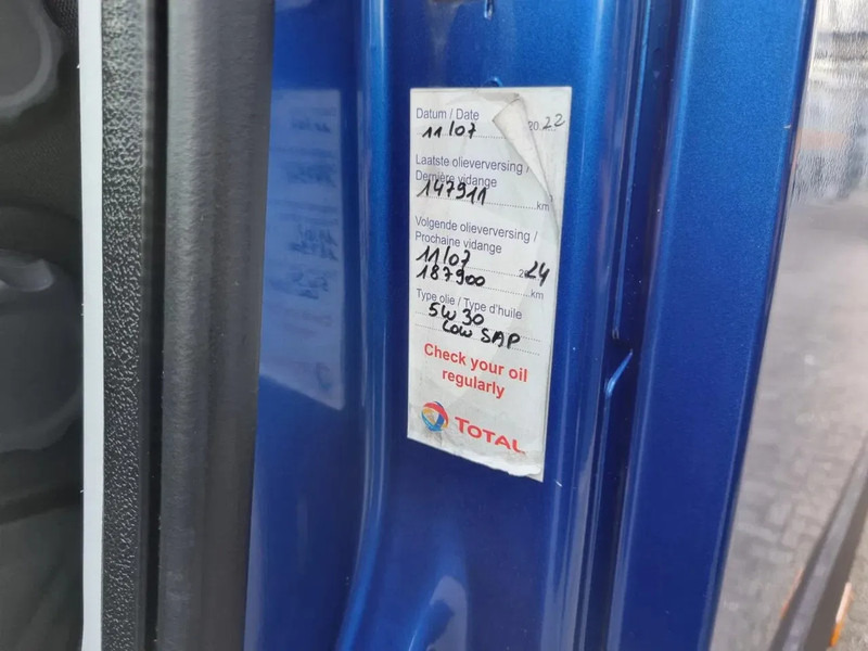 Furgon Iveco Daily 35S16 HI-MATIC 2.3 L2H2/ Airco/ Navi/ LED/ Matrix: slika Furgon Iveco Daily 35S16 HI-MATIC 2.3 L2H2/ Airco/ Navi/ LED/ Matrix