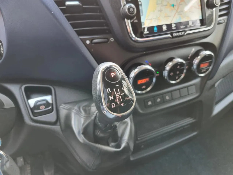 Furgon Iveco Daily 35S16 HI-MATIC 2.3 L2H2/ Airco/ Navi/ LED/ Matrix: slika Furgon Iveco Daily 35S16 HI-MATIC 2.3 L2H2/ Airco/ Navi/ LED/ Matrix