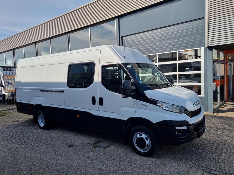 Iveco Daily 50C17/ L4H2 MAXI/ DC / 6 Zitplaatsen/ EURO 6 - Furgon: slika Iveco Daily 50C17/ L4H2 MAXI/ DC / 6 Zitplaatsen/ EURO 6 - Furgon Iveco Daily 50C17/ L4H2 MAXI/ DC / 6 Zitplaatsen/ EURO 6 - Furgon: slika Iveco Daily 50C17/ L4H2 MAXI/ DC / 6 Zitplaatsen/ EURO 6 - Furgon