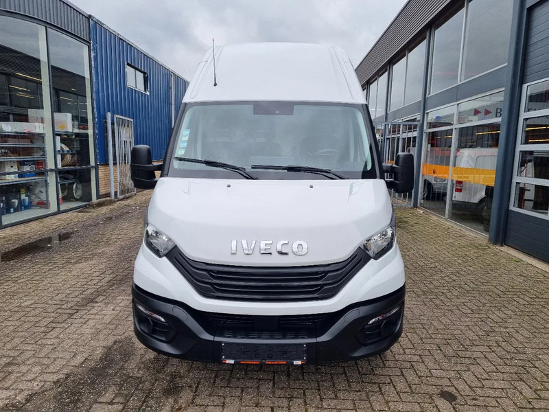 Iveco Daily 70C18 3.0D L4H3 Hi-Matic Euro 6 GVW 7000 kg - Furgon: slika Iveco Daily 70C18 3.0D L4H3 Hi-Matic Euro 6 GVW 7000 kg - Furgon Iveco Daily 70C18 3.0D L4H3 Hi-Matic Euro 6 GVW 7000 kg - Furgon: slika Iveco Daily 70C18 3.0D L4H3 Hi-Matic Euro 6 GVW 7000 kg - Furgon