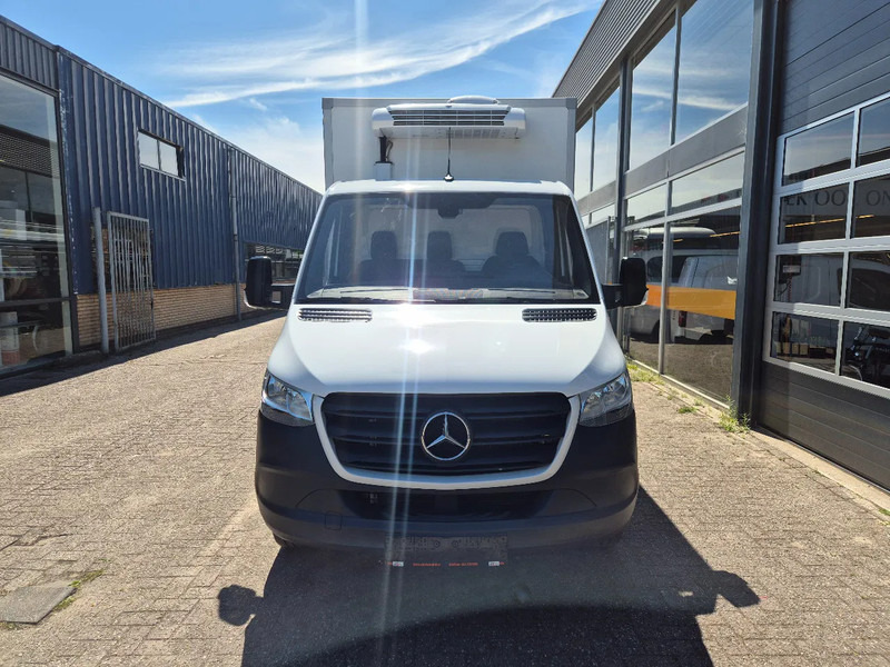 Mercedes-Benz Sprinter 315 CDI/ Kuhlkoffer/ TK V300 MAX/ LBW/ Stby230 - Dostavno vozilo hladnjača: slika Mercedes-Benz Sprinter 315 CDI/ Kuhlkoffer/ TK V300 MAX/ LBW/ Stby230 - Dostavno vozilo hladnjača Mercedes-Benz Sprinter 315 CDI/ Kuhlkoffer/ TK V300 MAX/ LBW/ Stby230 - Dostavno vozilo hladnjača: slika Mercedes-Benz Sprinter 315 CDI/ Kuhlkoffer/ TK V300 MAX/ LBW/ Stby230 - Dostavno vozilo hladnjača