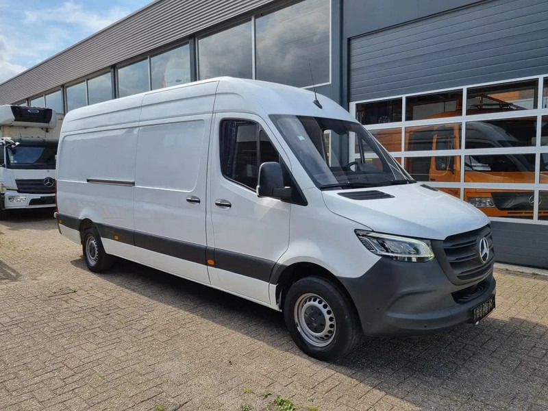 Mercedes-Benz Sprinter 315 CDI L3H2/ Airco/ Navi/ Xenon - Mali kombi: slika Mercedes-Benz Sprinter 315 CDI L3H2/ Airco/ Navi/ Xenon - Mali kombi Mercedes-Benz Sprinter 315 CDI L3H2/ Airco/ Navi/ Xenon - Mali kombi: slika Mercedes-Benz Sprinter 315 CDI L3H2/ Airco/ Navi/ Xenon - Mali kombi