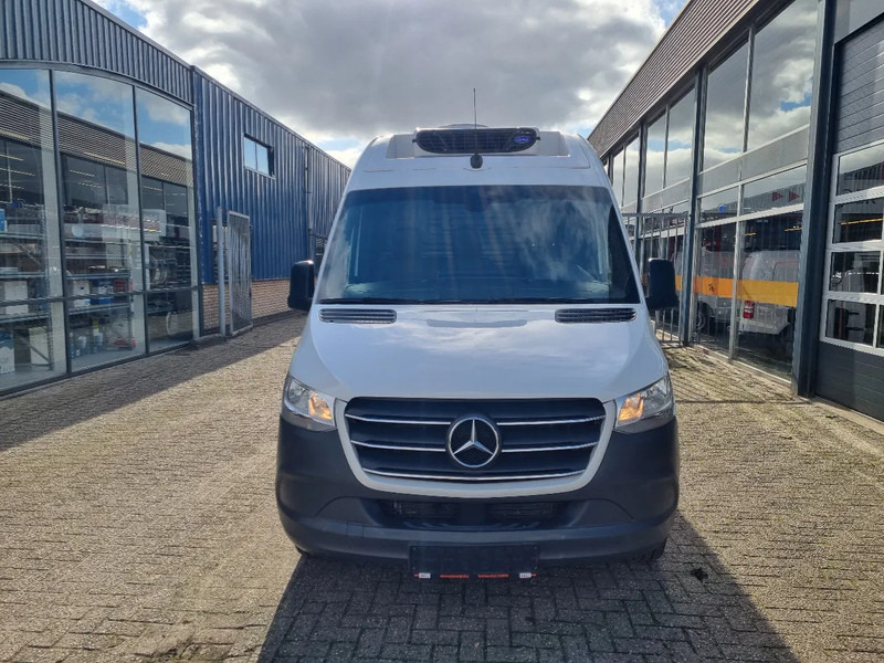 Mercedes-Benz Sprinter 315 CDI L4H2 XXL Koelwagen Carrier Viento 350 Euro 6D-T - Dostavno vozilo hladnjača: slika Mercedes-Benz Sprinter 315 CDI L4H2 XXL Koelwagen Carrier Viento 350 Euro 6D-T - Dostavno vozilo hladnjača Mercedes-Benz Sprinter 315 CDI L4H2 XXL Koelwagen Carrier Viento 350 Euro 6D-T - Dostavno vozilo hladnjača: slika Mercedes-Benz Sprinter 315 CDI L4H2 XXL Koelwagen Carrier Viento 350 Euro 6D-T - Dostavno vozilo hladnjača