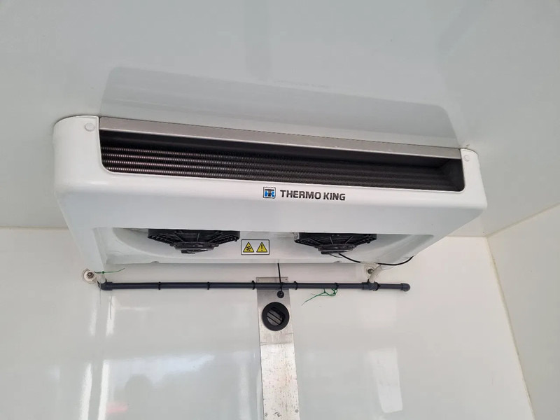 Dostavno vozilo hladnjača Mercedes-Benz Sprinter 316 CDI Kuhlkoffer Thermoking V300MAX Euro 6D 230V: slika Dostavno vozilo hladnjača Mercedes-Benz Sprinter 316 CDI Kuhlkoffer Thermoking V300MAX Euro 6D 230V
