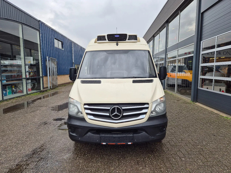 Mercedes-Benz Sprinter 316 CDI L3H2 E6/ Koelwagen Carrier 400 MT -30/+30 Standby 380V - Dostavno vozilo hladnjača: slika Mercedes-Benz Sprinter 316 CDI L3H2 E6/ Koelwagen Carrier 400 MT -30/+30 Standby 380V - Dostavno vozilo hladnjača Mercedes-Benz Sprinter 316 CDI L3H2 E6/ Koelwagen Carrier 400 MT -30/+30 Standby 380V - Dostavno vozilo hladnjača: slika Mercedes-Benz Sprinter 316 CDI L3H2 E6/ Koelwagen Carrier 400 MT -30/+30 Standby 380V - Dostavno vozilo hladnjača
