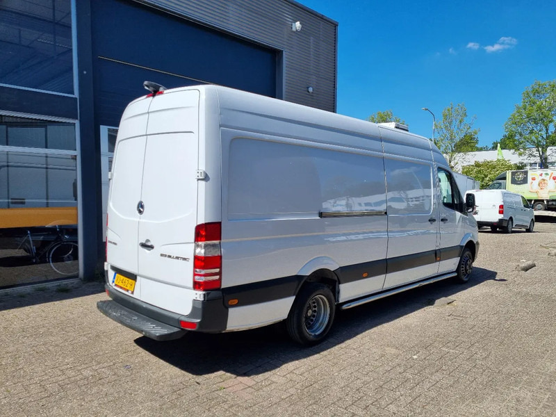 Mercedes-Benz Sprinter 513 CDI/ Kuhlwagen/ MAXI/ Carrier/ E6 - Dostavno vozilo hladnjača: slika Mercedes-Benz Sprinter 513 CDI/ Kuhlwagen/ MAXI/ Carrier/ E6 - Dostavno vozilo hladnjača Mercedes-Benz Sprinter 513 CDI/ Kuhlwagen/ MAXI/ Carrier/ E6 - Dostavno vozilo hladnjača: slika Mercedes-Benz Sprinter 513 CDI/ Kuhlwagen/ MAXI/ Carrier/ E6 - Dostavno vozilo hladnjača