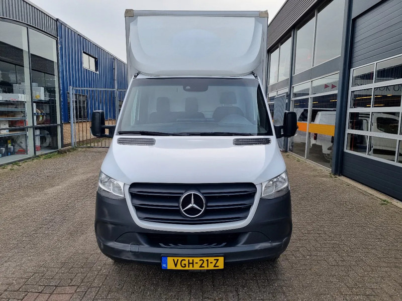 Mercedes-Benz Sprinter 514 CDI Koffer 22M3 /234 cm Hoog /1000 KG LBW / Euro 6 - Dostavno vozilo sa zatvorenim sandukom: slika Mercedes-Benz Sprinter 514 CDI Koffer 22M3 /234 cm Hoog /1000 KG LBW / Euro 6 - Dostavno vozilo sa zatvorenim sandukom Mercedes-Benz Sprinter 514 CDI Koffer 22M3 /234 cm Hoog /1000 KG LBW / Euro 6 - Dostavno vozilo sa zatvorenim sandukom: slika Mercedes-Benz Sprinter 514 CDI Koffer 22M3 /234 cm Hoog /1000 KG LBW / Euro 6 - Dostavno vozilo sa zatvorenim sandukom