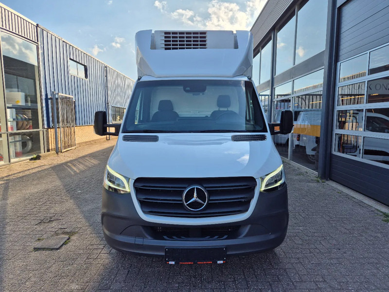 Mercedes-Benz Sprinter 519 CDI/ Kuhlkoffer/ TK V500 MAX MT/ -20+20 - Dostavno vozilo hladnjača: slika Mercedes-Benz Sprinter 519 CDI/ Kuhlkoffer/ TK V500 MAX MT/ -20+20 - Dostavno vozilo hladnjača Mercedes-Benz Sprinter 519 CDI/ Kuhlkoffer/ TK V500 MAX MT/ -20+20 - Dostavno vozilo hladnjača: slika Mercedes-Benz Sprinter 519 CDI/ Kuhlkoffer/ TK V500 MAX MT/ -20+20 - Dostavno vozilo hladnjača