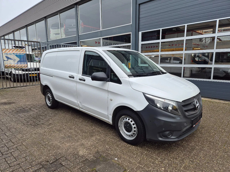 Mercedes-Benz Vito 111 CDI EURO 6 Airco/ PDC/ Navi/ Werkplaatinrichting - Mali kombi: slika Mercedes-Benz Vito 111 CDI EURO 6 Airco/ PDC/ Navi/ Werkplaatinrichting - Mali kombi Mercedes-Benz Vito 111 CDI EURO 6 Airco/ PDC/ Navi/ Werkplaatinrichting - Mali kombi: slika Mercedes-Benz Vito 111 CDI EURO 6 Airco/ PDC/ Navi/ Werkplaatinrichting - Mali kombi