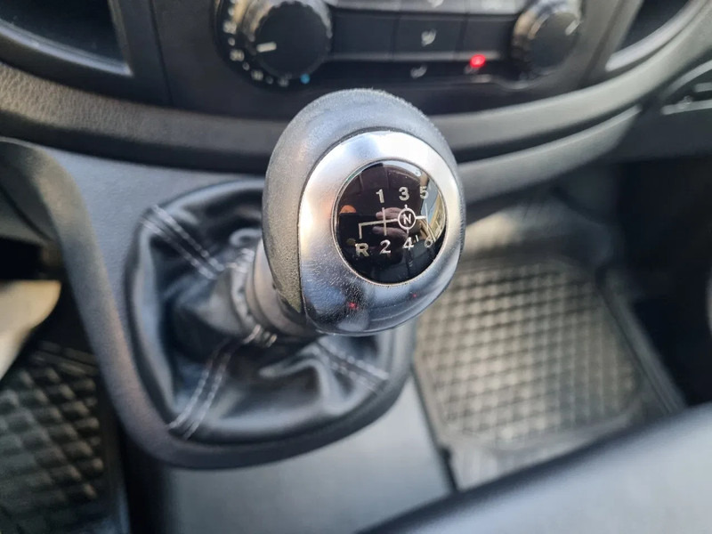 Mali kombi Mercedes-Benz Vito 114 CDI L2 Euro 6 RWD 2.2 CDI: slika Mali kombi Mercedes-Benz Vito 114 CDI L2 Euro 6 RWD 2.2 CDI