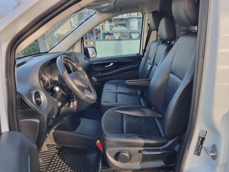 Mali kombi Mercedes-Benz Vito 114 CDI L2 Euro 6 RWD 2.2 CDI: slika Mali kombi Mercedes-Benz Vito 114 CDI L2 Euro 6 RWD 2.2 CDI